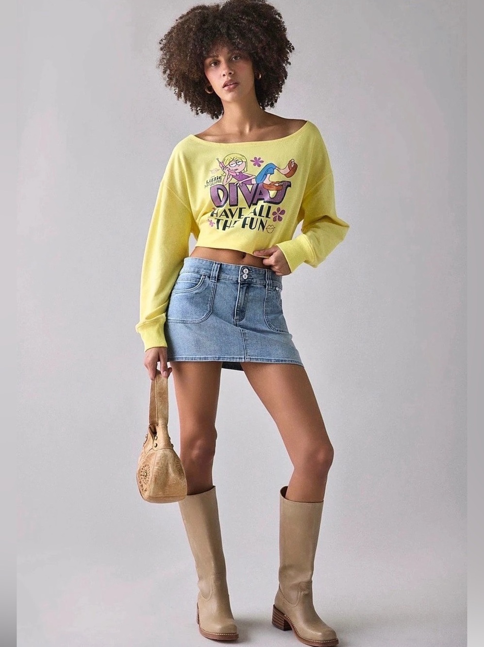 Lizzie McGuire off the Shoulder Pullover in Yellow Size M NWOT